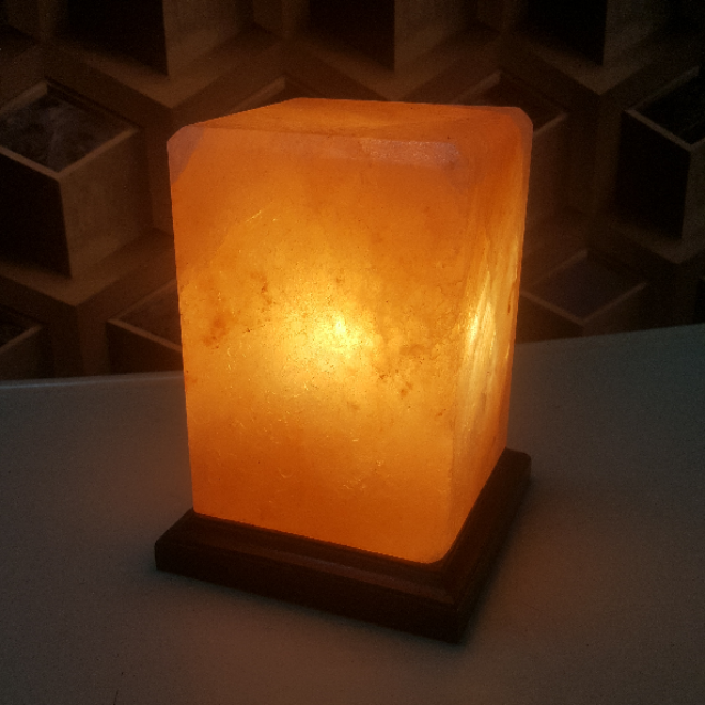 himalayan rectangle lamp with light